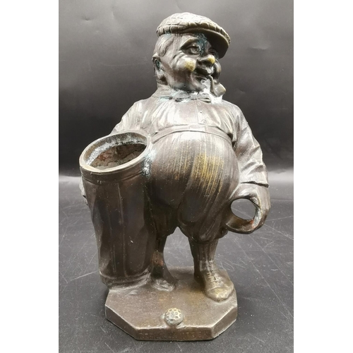 710 - BRONZE GOLFER PENCIL HOLDER / DESK TIDY