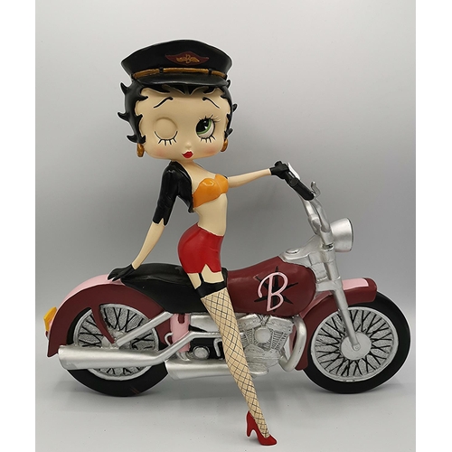 519 - BETTY BOOP ON HER MOTORCYCLE