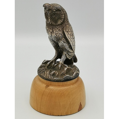 630 - OWL CAR HOOD/BONNET MASCOT (Now Fashioned As A) PAPERWEIGHT ON A WOODEN PLINTH