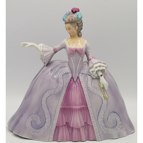 821 - FRANKLIN MINT FIGURINE 