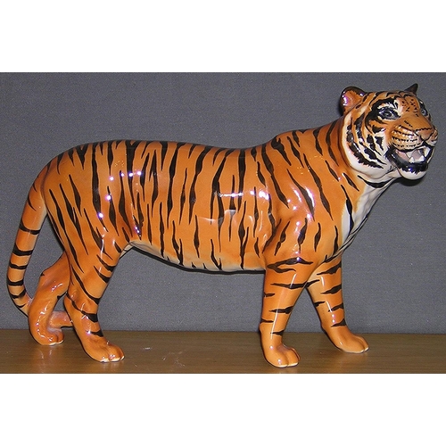 866 - BESWICK Large 19.1cm MODEL OF A TIGER Model No 2096 1967/90 Designed by Mr Graham Tongue