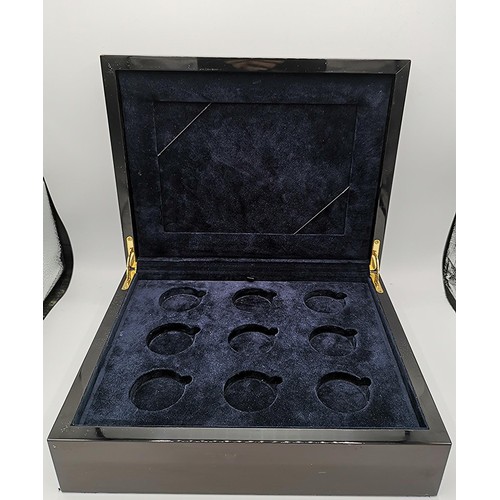 175 - DARK LACQURED WOODEN 25cm x 30cm x 9cm POCKET WATCH STORAGE BOX. VELVET LINED, 2 TRAYS TO HOLD 17 PO... 