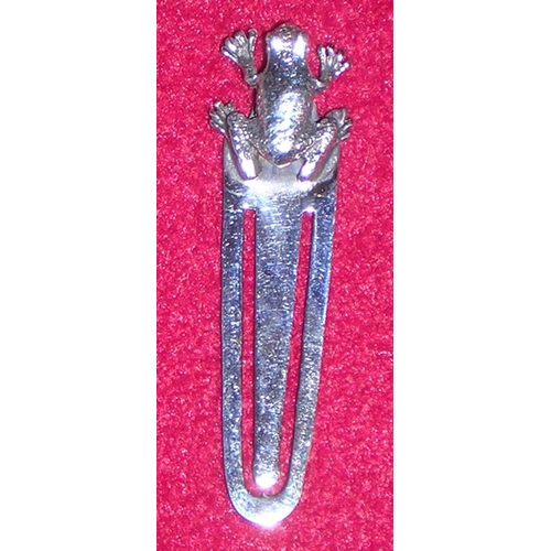 1119 - PRESENTED AS A SILVER (925) BOOK MARKER (Frog)