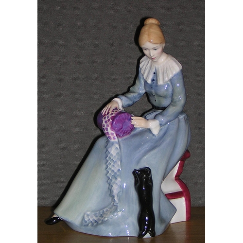 1131 - ROYAL DOULTON 17.8cm FIGURINE 