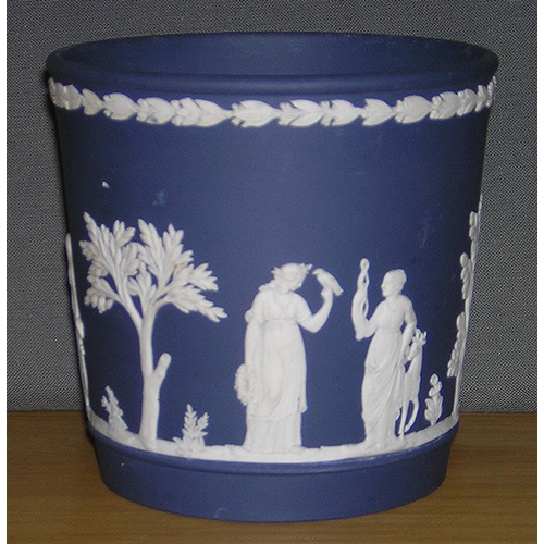 1136 - WEDGWOOD Dark BLUE JASPER WARE PLANTER