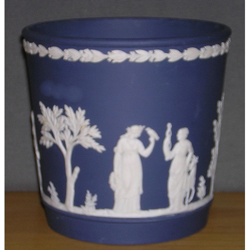 1137 - WEDGWOOD Dark BLUE JASPER WARE PLANTER