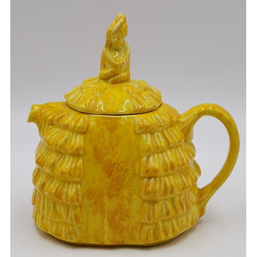 1205 - SADLER YELLOW COLOURWAY CRINOLINE LADY TEAPOT