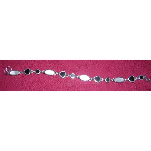 295 - PRESENTED AS A SILVER (925) BRACELET