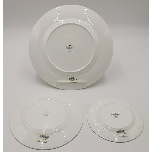 731 - WEDGWOOD CHINA 27.5CM, 21cm & 15.5cm Dia PLATES (3) IN THE INDIA DESIGN