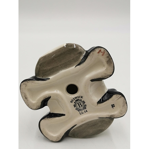 980 - BESWICK 11.9cm CHARACTER FIGURINE 