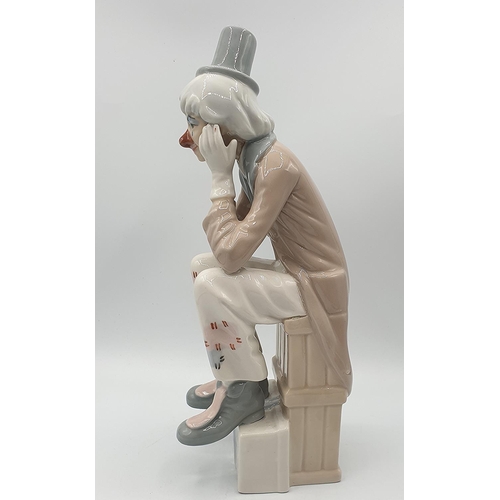 1032 - CASCADES PORCELAIN 27cm FIGURINE 