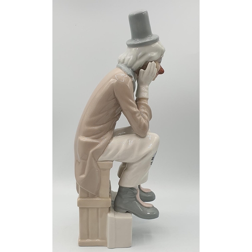 1032 - CASCADES PORCELAIN 27cm FIGURINE 