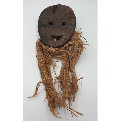 1087 - POLYNESIAN 18cm x 12cm RITUAL MASK With REAL TEETH