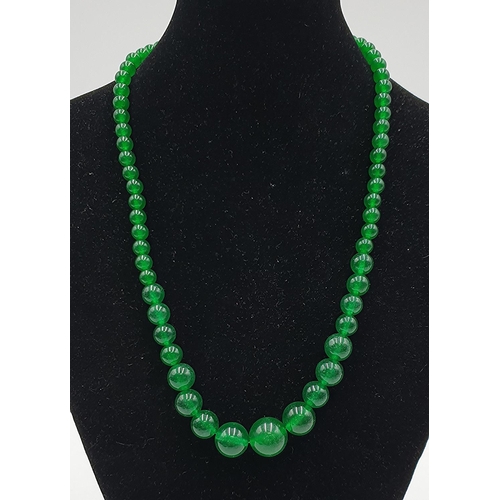 1287 - GREEN JADE ? 44cm NECKLACE