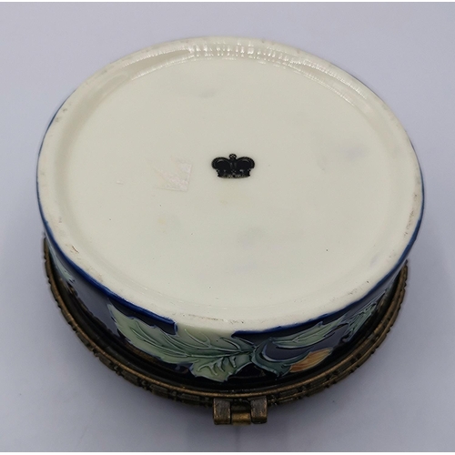 616 - OLD TUPTON WARE 10cm Dia HINGED LIDDED TRINKET BOX