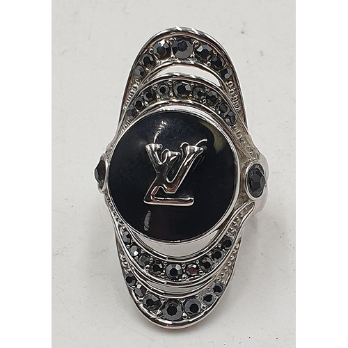 618 - WHITE METAL YVES SAINT LAUREN STYLE RING (Size M)