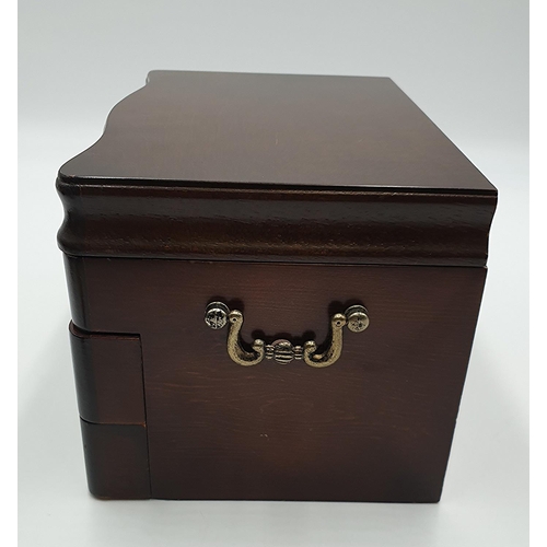 730 - MAHOGANY JEWELLERY CHEST (Key)