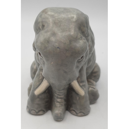 802 - SYLVAC 8.5cm MODEL OF AN ELEPHANT Model No 1527   (Rare)