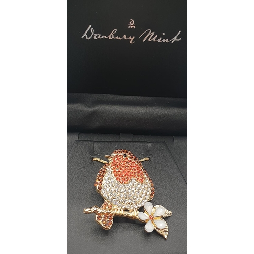 832 - DANBURY MINT ROBIN CRYSTAL BROOCH (Boxed)