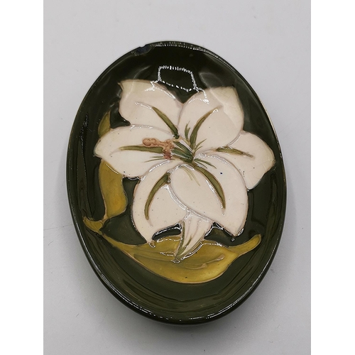 874 - MOORCROFT 11.5 x 7.5cm  OVAL PIN DISH (Chipped)