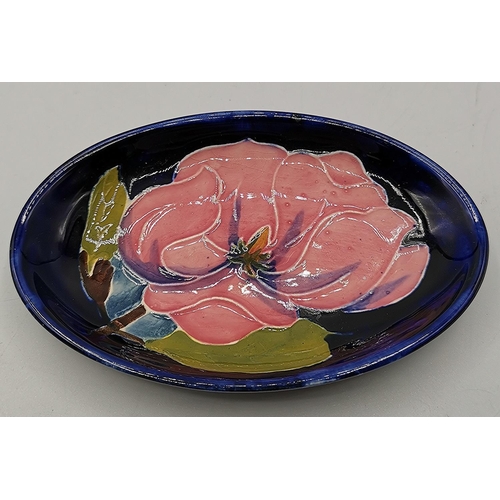 880 - MOORCROFT 11.5cm x 7.5cm OVAL PIN DISH