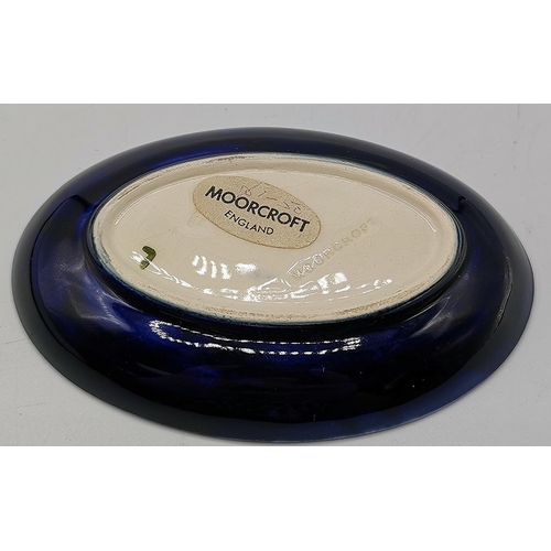 880 - MOORCROFT 11.5cm x 7.5cm OVAL PIN DISH