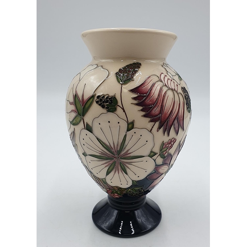 899 - MOORCROFT 15cm VASE (Shape 370/6) IN THE BRAMBLE REVISITED DESIGN By  Designer By Alicia Amison. R.R... 