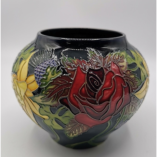 917 - MOORCROFT 12cm BULBOUS VASE By Designer Nicola Slaney (Red Dot)