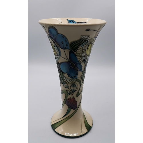 918 - MOORCROFT 21cm VASE c2010 (Red Dot)