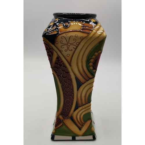 919 - MOORCROFT 16cm VASE (Red Dot)