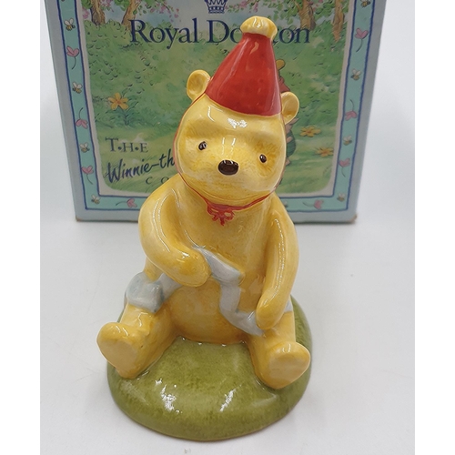 946 - ROYAL DOULTON 7cm CHARACTER FIGURINE 