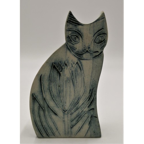 989 - CARN POTTERY 15.5cm MODEL OF A CAT