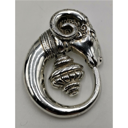 674 - WHITE METAL RAMS HEAD BROOCH