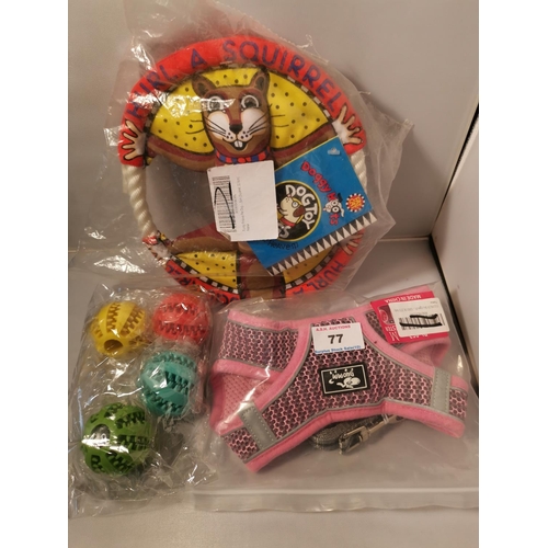 77 - DOG TOYS AND PINK HARNESS LEASH (2)