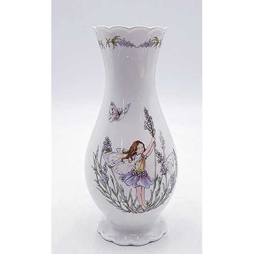 122 - BORDER FINE ARTS CHINA 23.5 cm VASE 