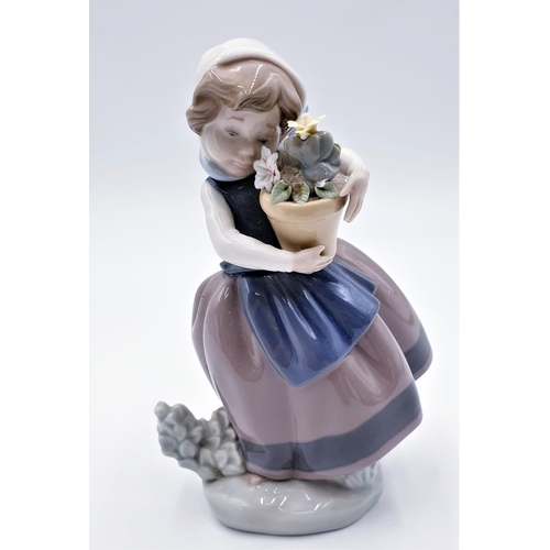 100 - LLADRO 17cm CHARACTER FIGURINE 