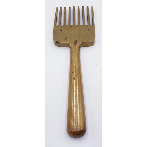 328 - VICTORIAN SOLID BRASS HORSE TAIL COMB