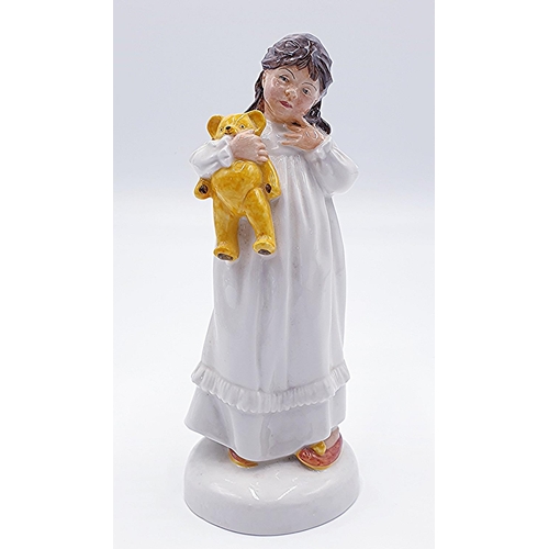 692 - ROYAL DOULTON 19.1cm CHARACTER FIGURINE 