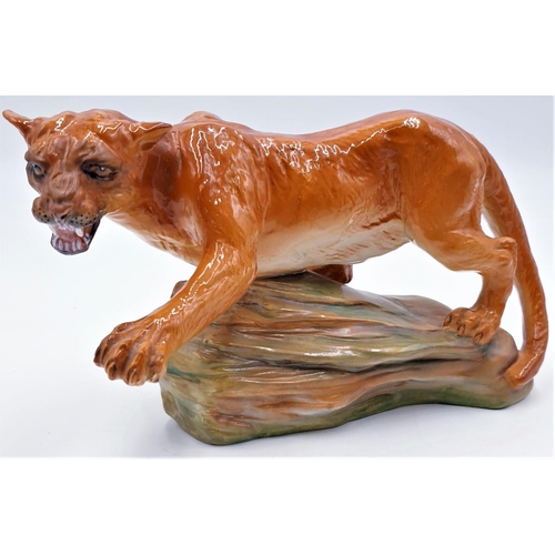 727 - ELITE POTTERY (Newcastle St,Dale Hall ,Burslem,Stoke On Trent) Large 25 cm x 15 cm  MODEL OF PUMA ON... 