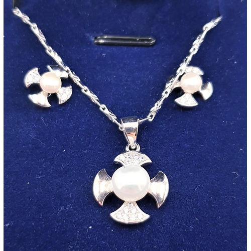 786 - SILVER 9925) NECKLACE & EARRING SET  (Boxed)