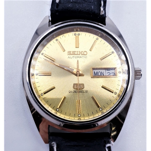 42 - SEIKO AUTOMATIC 21 JEWEL WATCH (Working At Time Of Photograph)