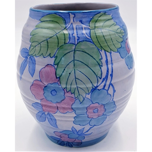 131 - THOMAS FORESTER & Sons PHOENIX WARE 16.5 cm VASE IN THE TRIPOLI DESIGN.
(homas Forester & Sons was a... 