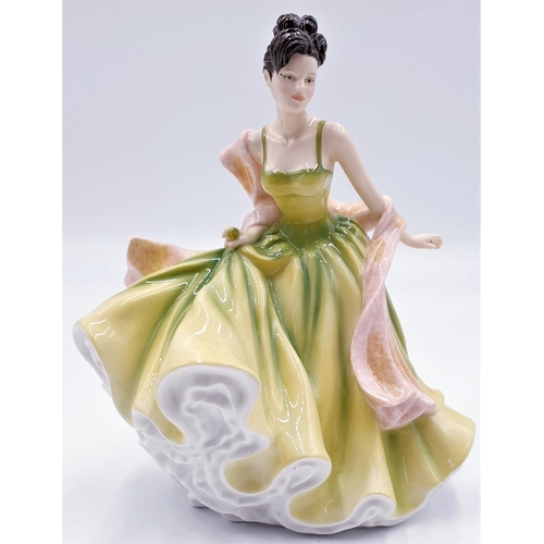 188 - ROYAL DOULTON 22 cm CHARACTER FIGURINE 