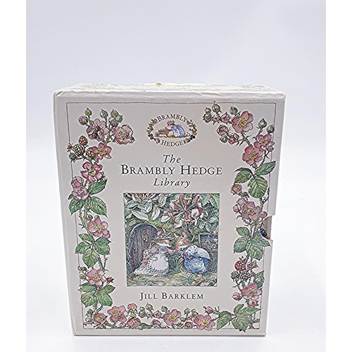 240 - THE BRAMBLY HEDGE LIBRARY BOOK SET