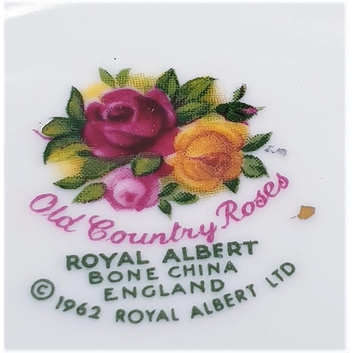 371 - ROYAL ALBERT CHINA 10.5cm JARDINIERE IN THE OLD COUNTRY ROSES DESIGN