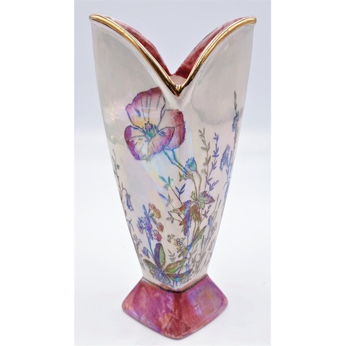 538 - ARTHUR WOODS (Royal Bradwell) (Handpainted)  LUSTRE WARE 21.5cm VASE