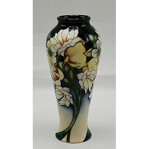 584 - MOORCROFT 20cm VASE (Shape No 122/8) 