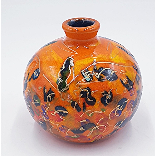 625 - ANITA HARRIS ART POTTERY 11cm MARAKESH VASE IN THE TUSCANY DESIGN (Signed In Gold By Anita Harris)