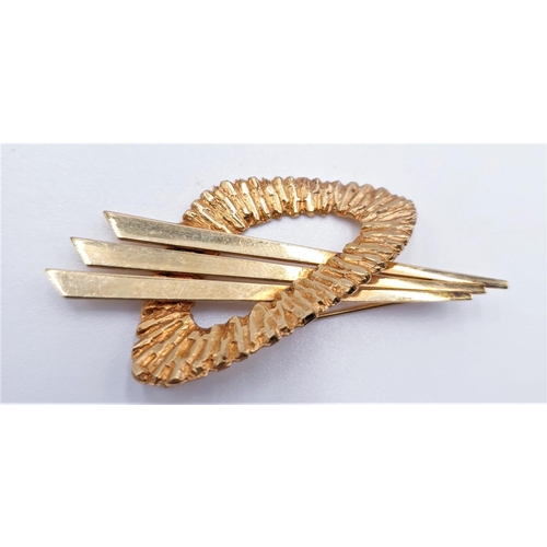 689 - ROLLED GOLD BROOCH (Made In Germany)