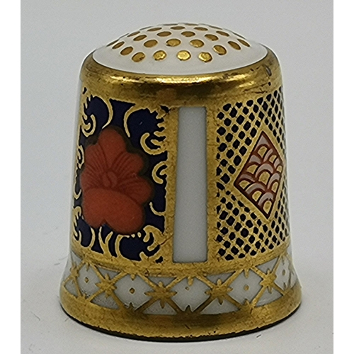 729 - ROYAL CROWN DERBY CHINA THIMBLE